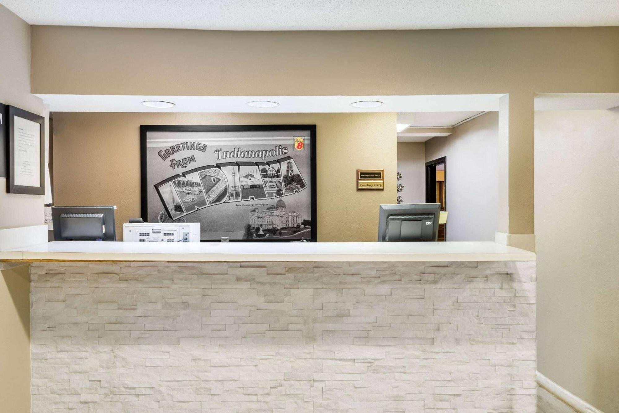 Отель Super 8 By Wyndham Indianapolis/Ne/Castleton Area Экстерьер фото
